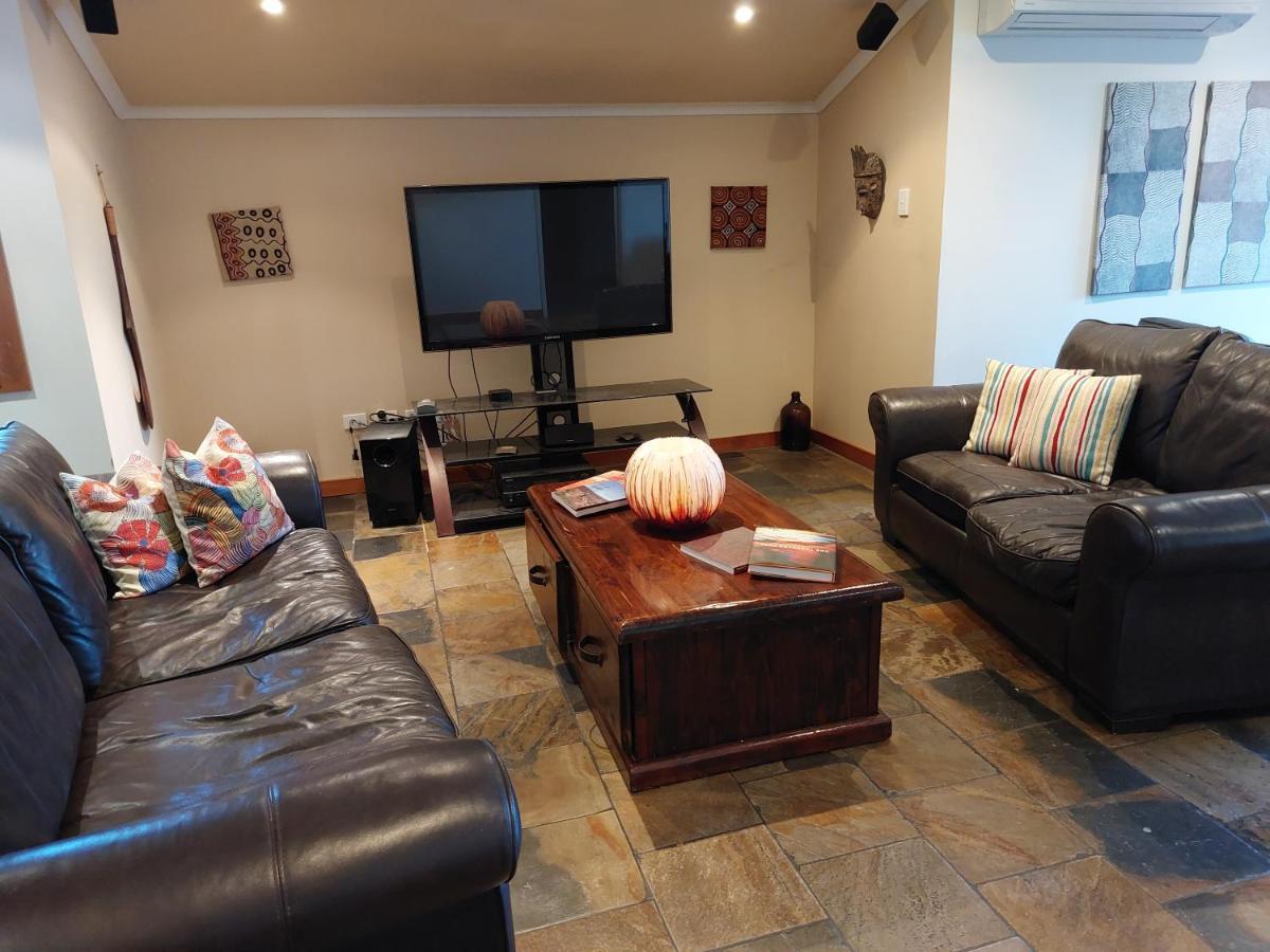 Wilmots On Dixon Bed & Breakfast Alice Springs Bagian luar foto