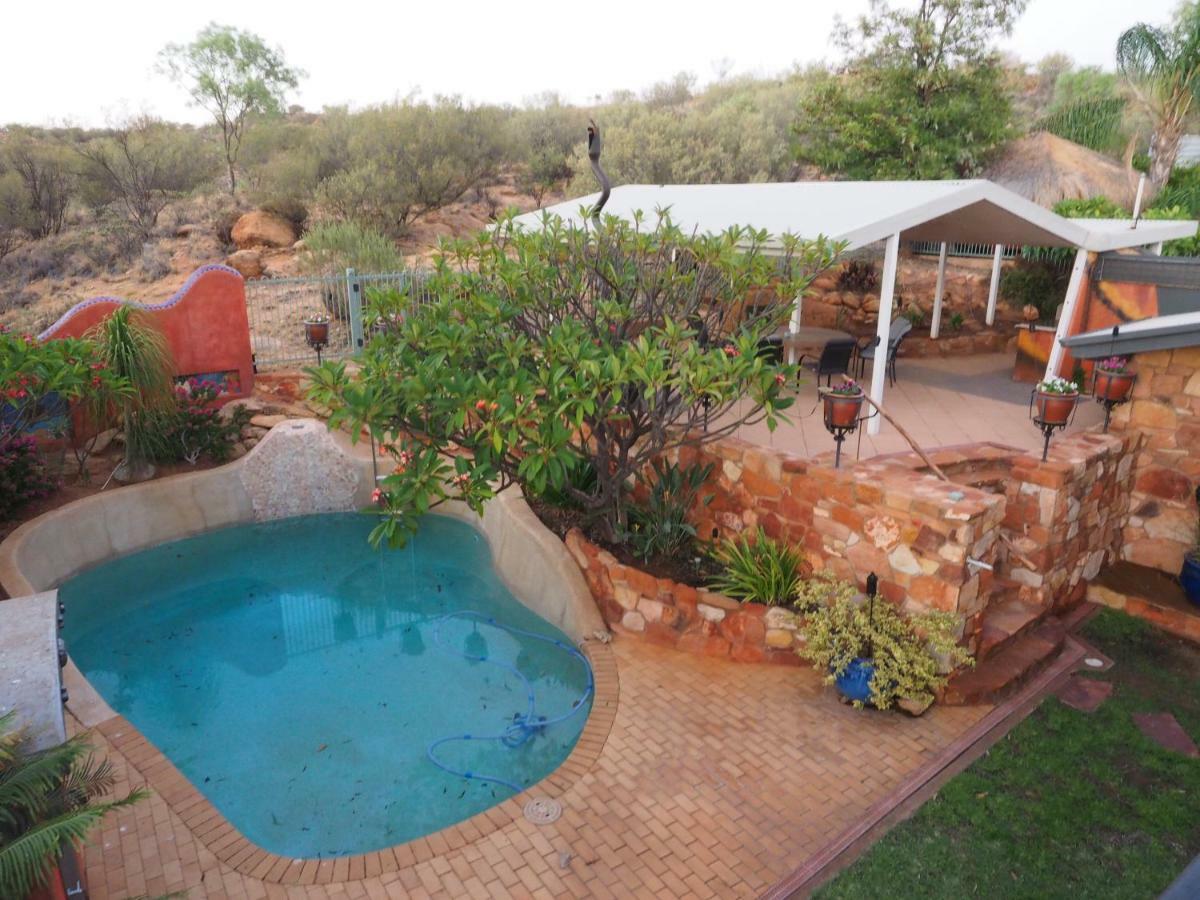 Wilmots On Dixon Bed & Breakfast Alice Springs Bagian luar foto